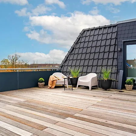 Apartmán Sonniges City-apartment Mit Terrasse Ueber Den Daechern Von Aurich