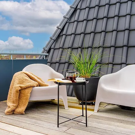 Sonniges City-apartment Mit Terrasse Ueber Den Daechern Von
