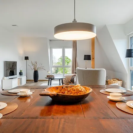 Sonniges City-apartment Mit Terrasse Ueber Den Daechern Von Apartmán *